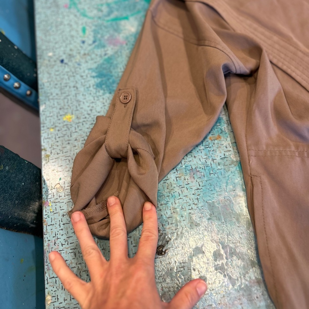 Neutral Jacket - Picture 4 of 4